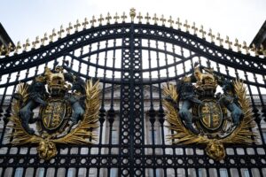 ハリー王子夫妻が英国帰国後に直面した「誤算」とは？メーガン妃を巡る最新動向