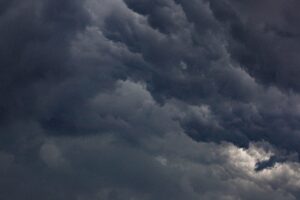 「明日の天気」に関心が集まる理由とは？米国ウィスコンシン州の最新気象トレンドを解説